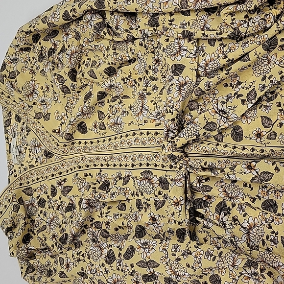 Yellow floral front tie blouse - Picture 2 of 6